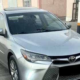Toyota Camry 2016