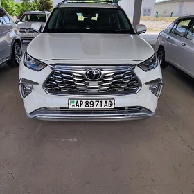 Toyota Highlander 2020