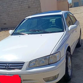 Toyota Camry 2001