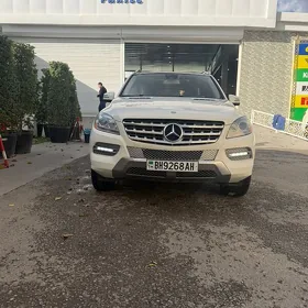 Mercedes-Benz ML350 2012