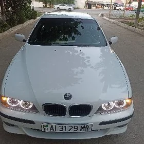 BMW E39 1999