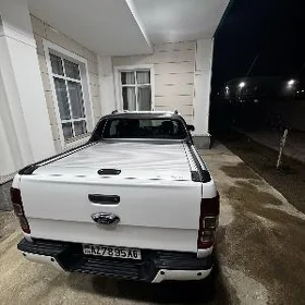 Ford Ranger 2014