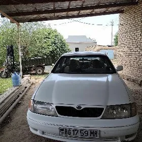 Toyota Avalon 1999