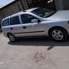 Opel Astra 2000