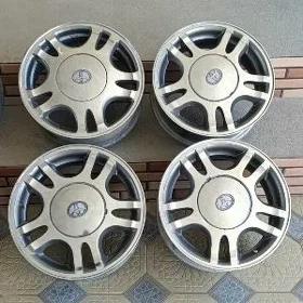 camry diska