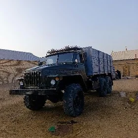 Ural 4320 1992