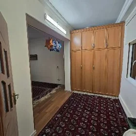 Taşkenskiy 1etaz 3kom 73de