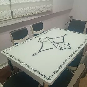 стол
