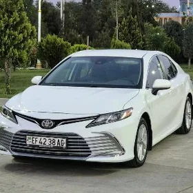 Toyota Camry 2022