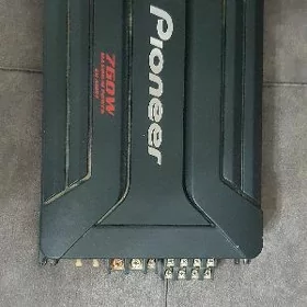 Pioneer usilitil