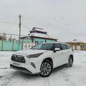Toyota Highlander 2022