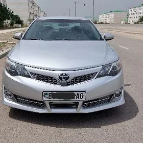 Toyota Camry 2013