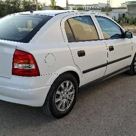 Opel Astra 2000