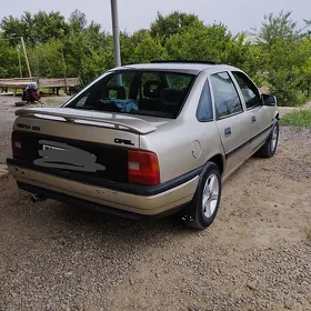 Opel Vectra 1990