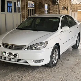 Toyota Camry 2004