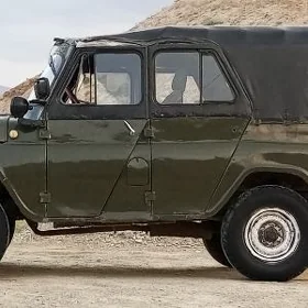 UAZ 469 1989