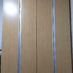 şkaf
