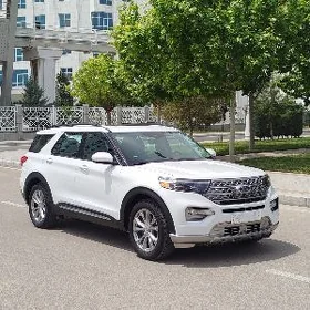 Ford Explorer 2022