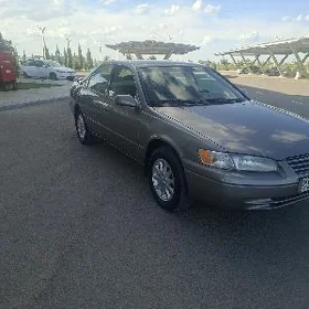 Toyota Camry 1999
