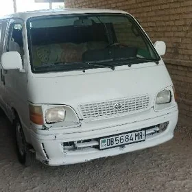 Toyota Hiace 2000