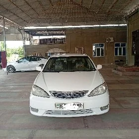 Toyota Camry 2005