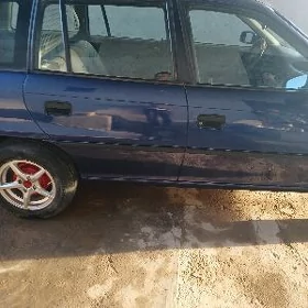 Opel Astra 1995