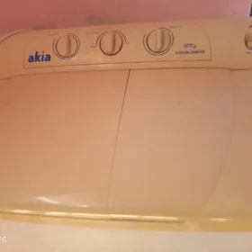 Akia