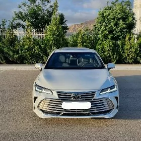 Toyota Avalon 2019