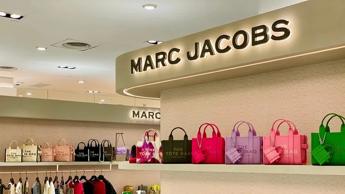 LVMH продаёт бренд Marc Jacobs. Компания владела им почти 30 лет