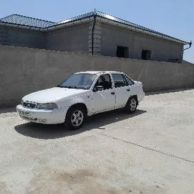 Daewoo Nexia 2000