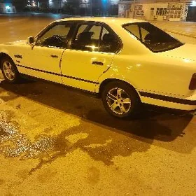 BMW 525 1990