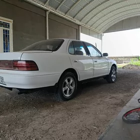 Toyota Camry 1992