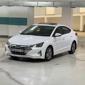 Hyundai Elantra 2019