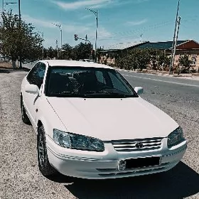 Toyota Camry 1999