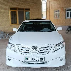 Toyota Camry 2010