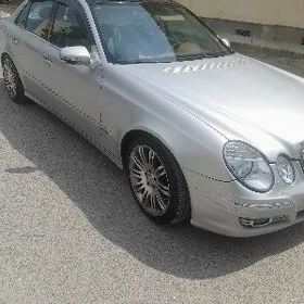 Mercedes-Benz E350 2009