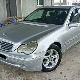 Mercedes-Benz C-Class 2002