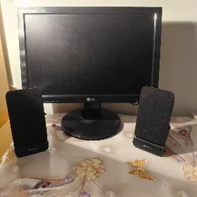 Монитор Lg и колонки Creative
