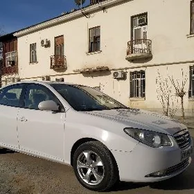 Hyundai Elantra 2010