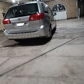 Toyota Sienna 2007