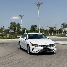 Kia K5 2021