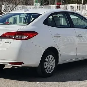 Toyota Yaris 2021