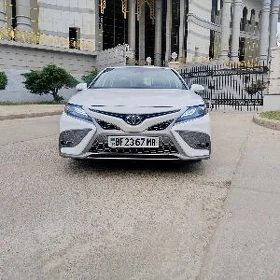 Toyota Camry 2023