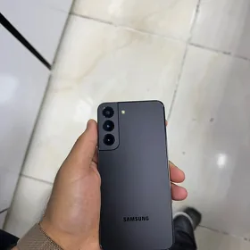 Samsung S22