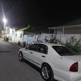Mitsubishi Galant 2002