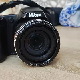Nikon l330