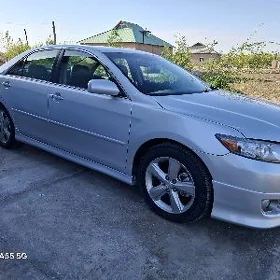 Toyota Camry 2010