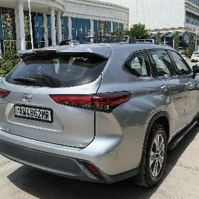 Toyota Highlander 2020