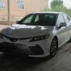 Toyota Camry 2022