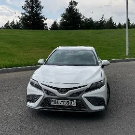 Toyota Camry 2022